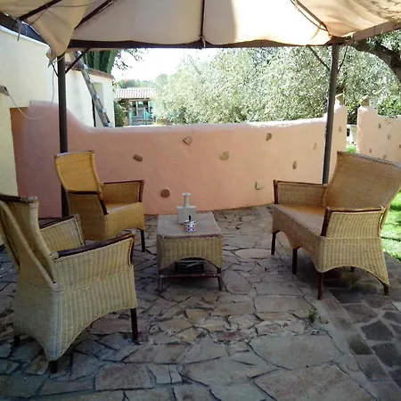 Addisora Appartamenti Cala Liberotto Exterior photo
